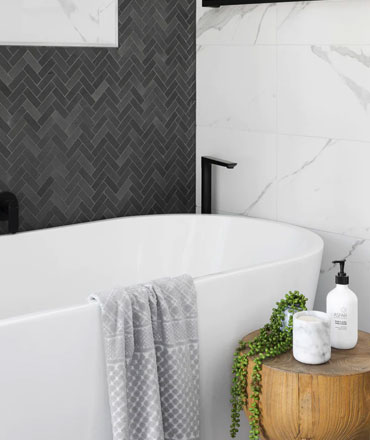 Destinations Bathtub